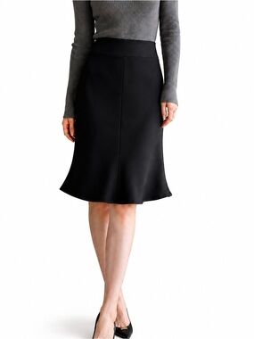 Giorgio Armani Black Flared Pencil Skirt Size 38 Knee Length Made in Italy New